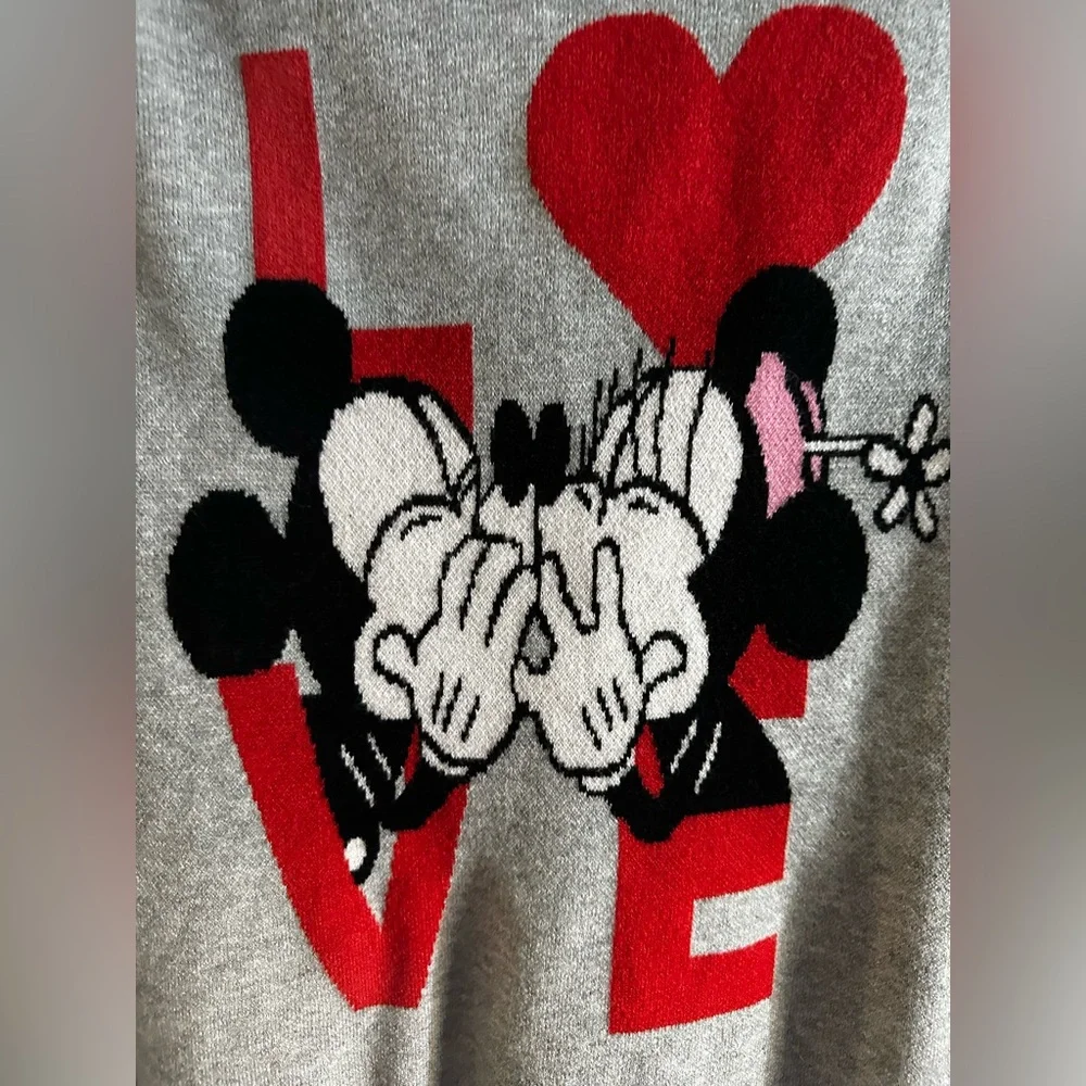 Marks & Spencer Disney’s Mickey & Minnie LOVE crewneck sweater size XS knit NWOT - Picture 8 of 10